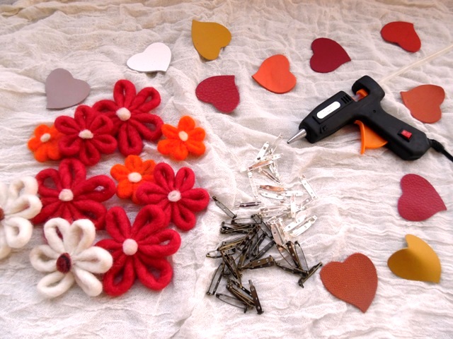 Broșe din flori cu Crystadesign